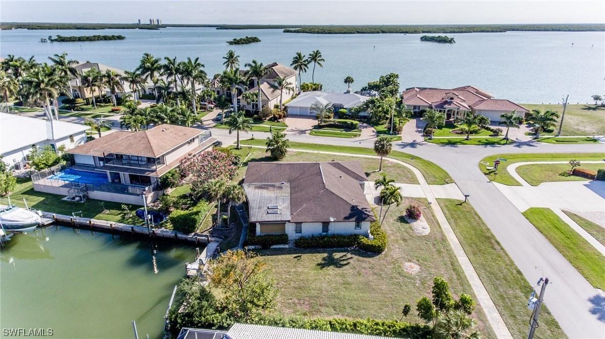 460 Pepperwood Ct., Marco Island, FL 34145