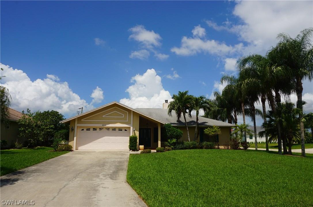 4902 SW 26th Pl., Cape Coral, FL 33914