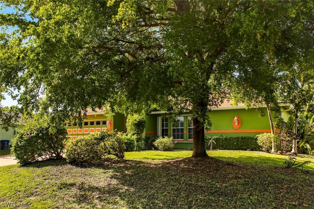 9099 Cypress Dr., Fort Myers, FL 33967