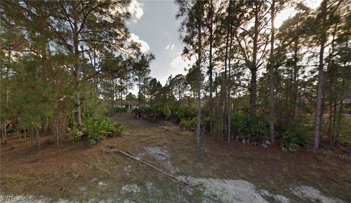 1070 Merry St., Lehigh Acres, FL 33974