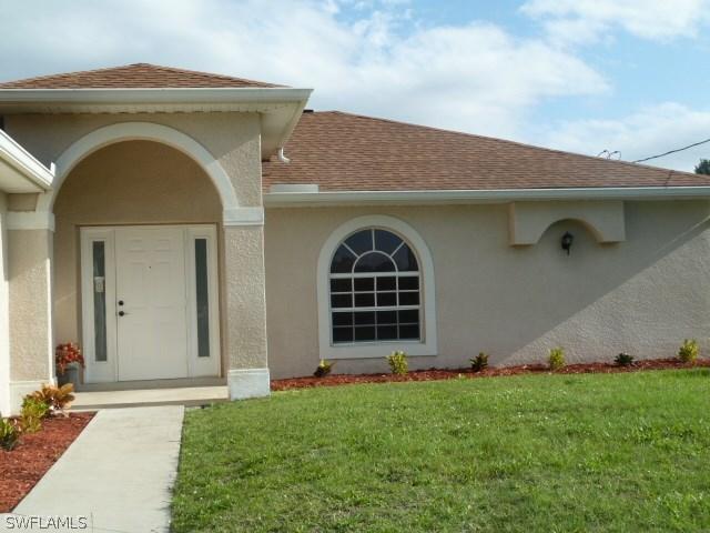 838 Carpenter St., Lehigh Acres, FL 33974
