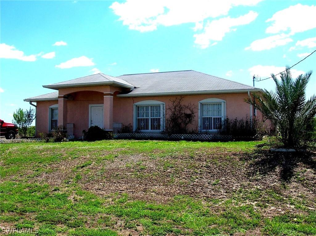 1402 Irving Ave., Lehigh Acres, FL 33972