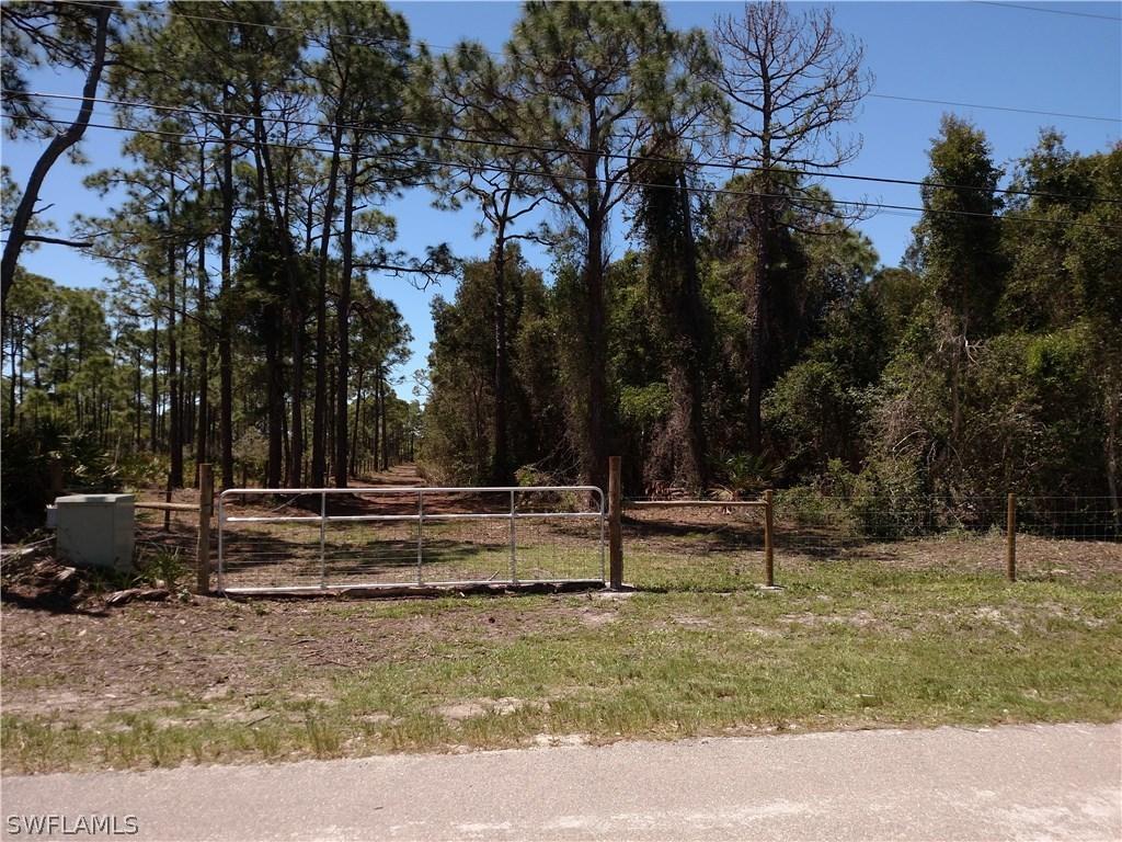 4201 Sunshine Blvd., St. James City, FL 33956