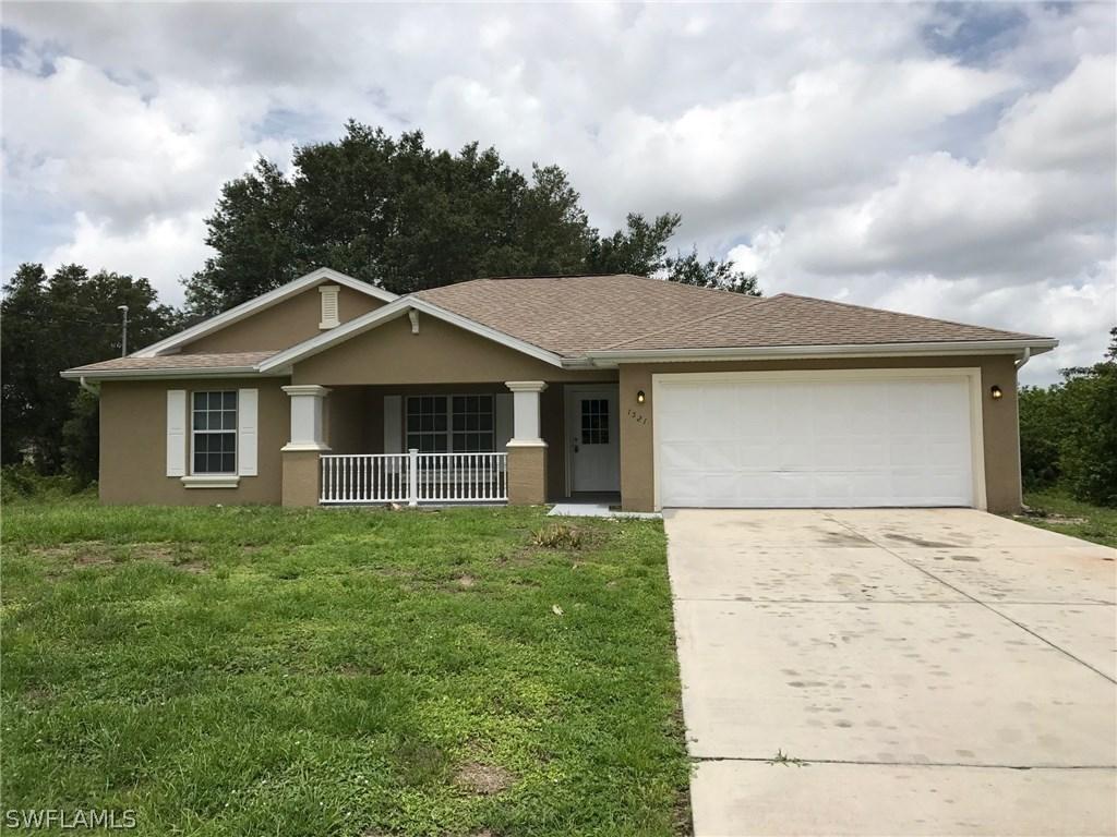 1521 Mckinley Ave., Lehigh Acres, FL 33972