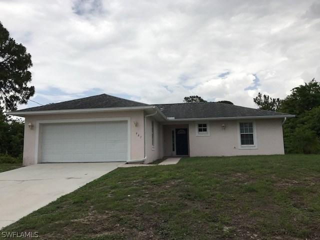 667 Hawthorne Ave., Lehigh Acres, FL 33974