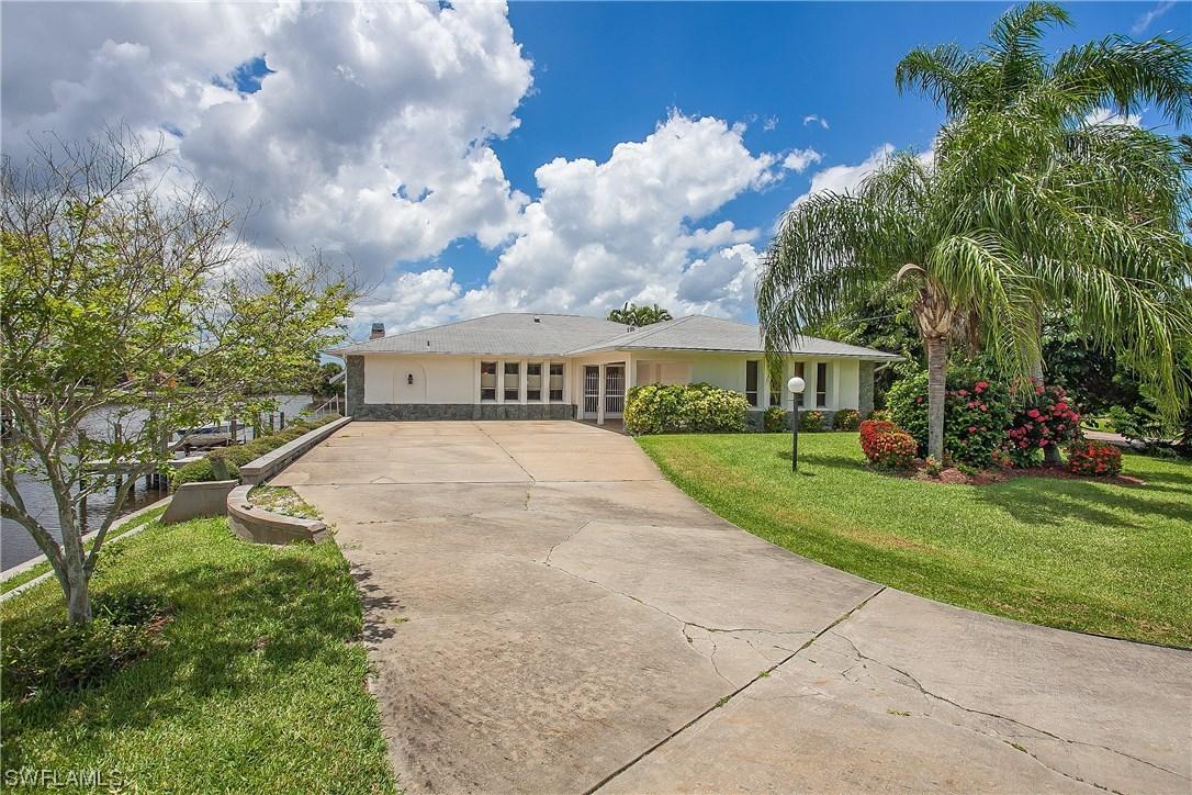 3536 SE 17th Pl., Cape Coral, FL 33904