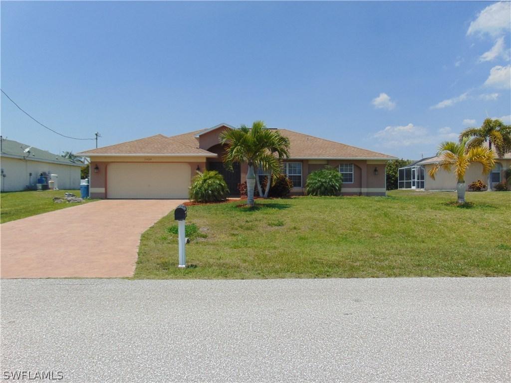 1929 NW 17th Ter., Cape Coral, FL 33993