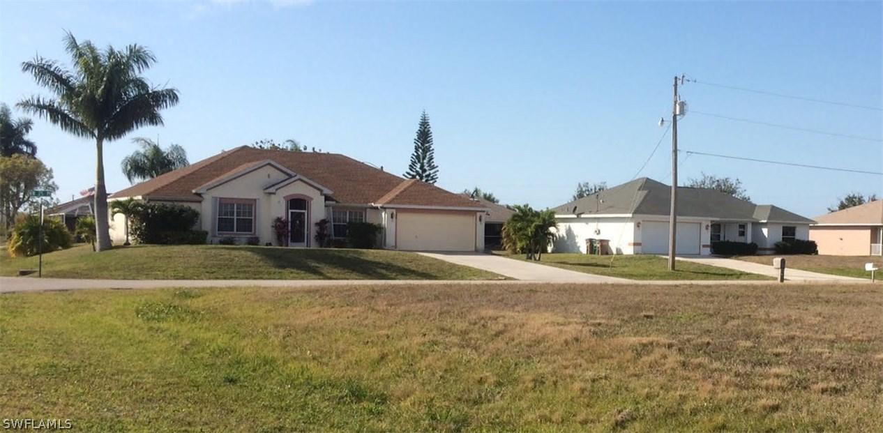 119 NW 25th Pl., Cape Coral, FL 33993
