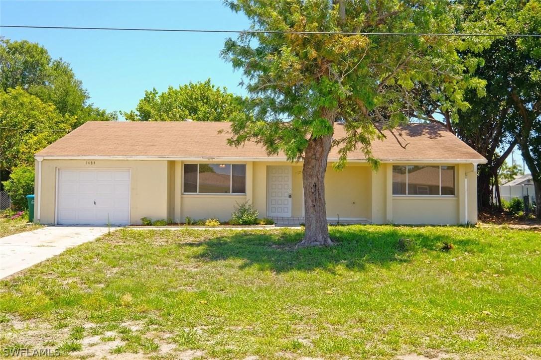1428 SE 30th Ter., Cape Coral, FL 33904