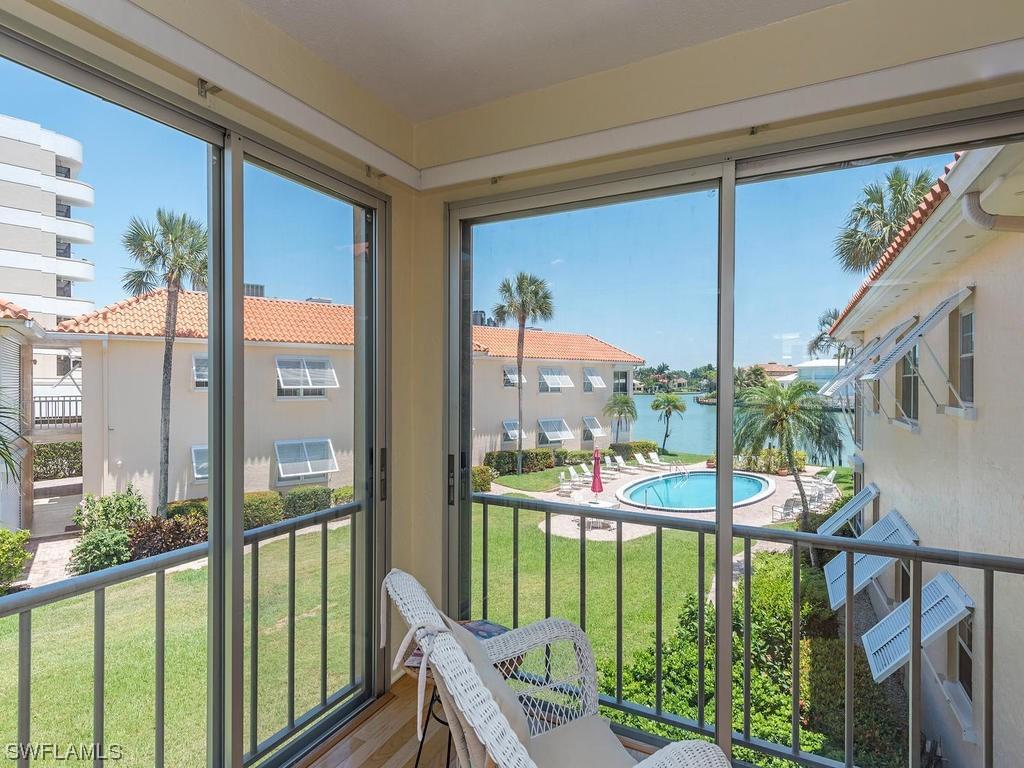 3070 Gulf Shore Blvd. #203, Naples, FL 34103