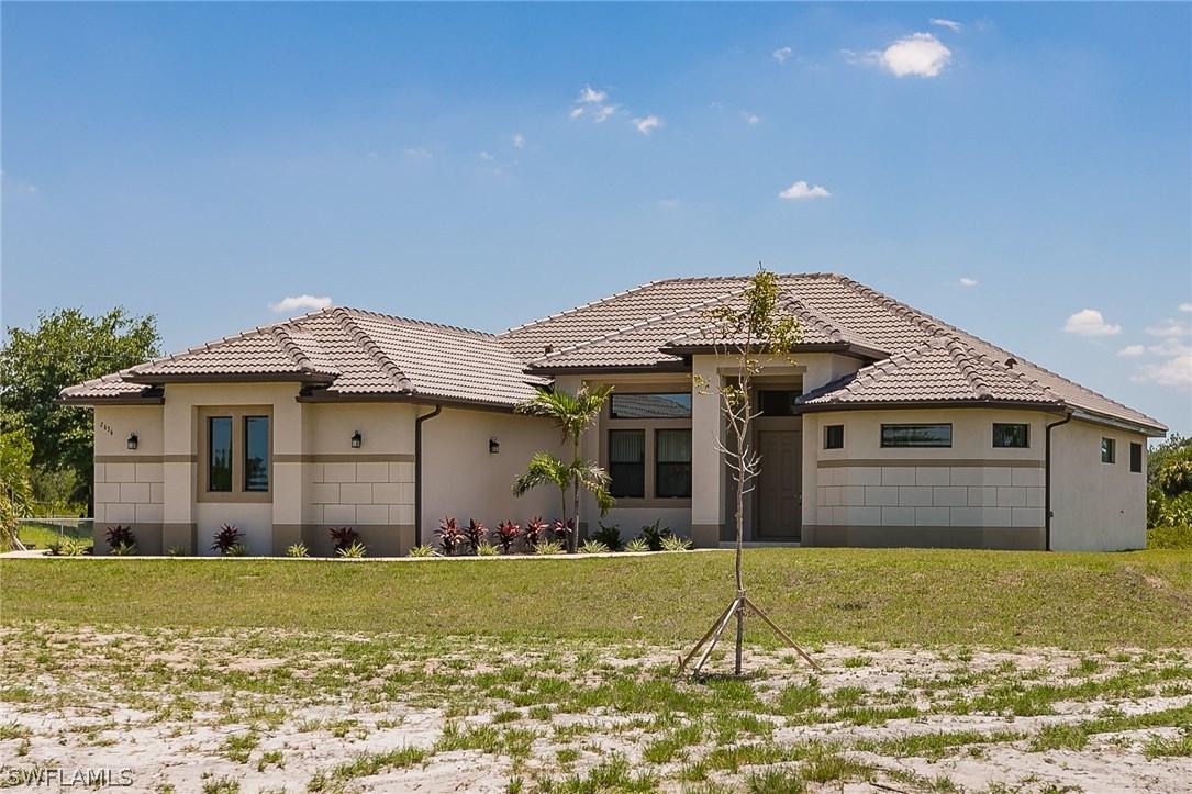 2636 41st Ave., Naples, FL 34120