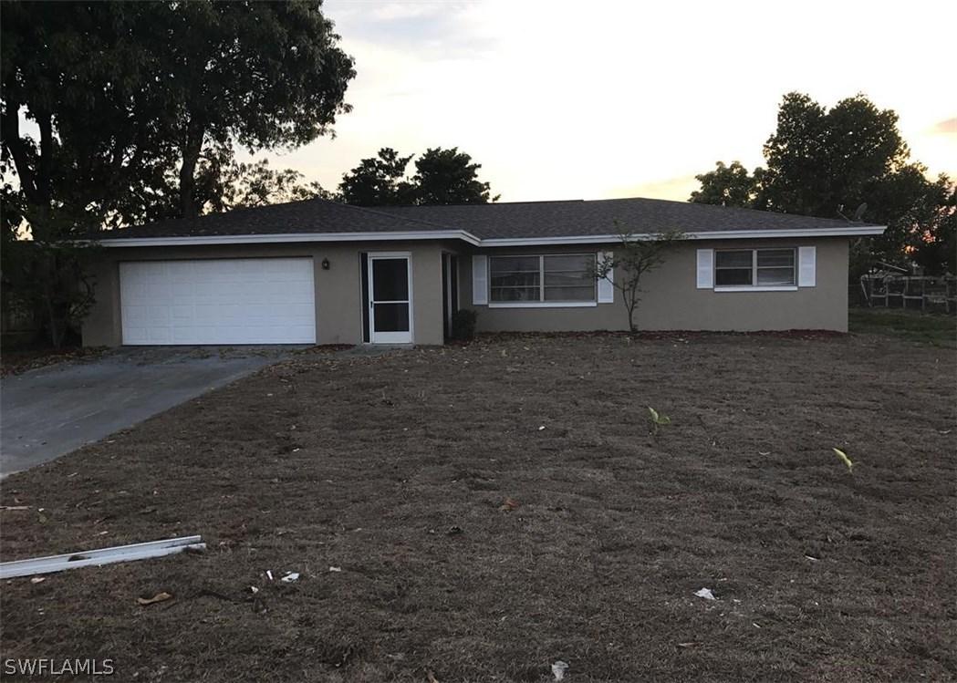 209 Seaton Ave., Lehigh Acres, FL 33936