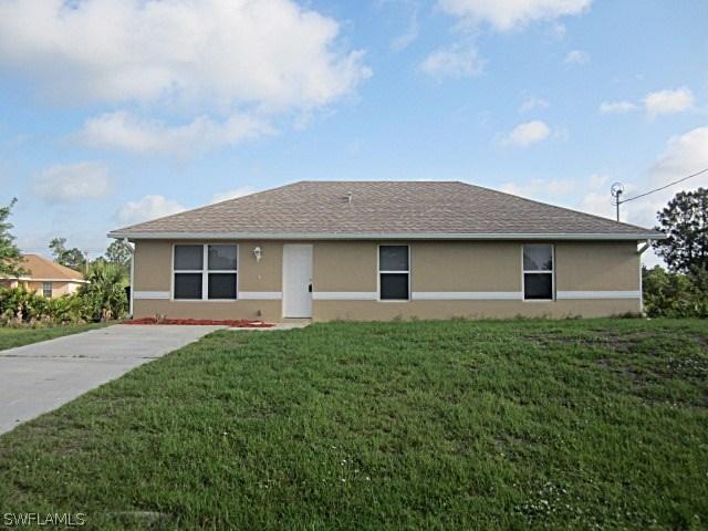 1163 Barfield St., Lehigh Acres, FL 33974