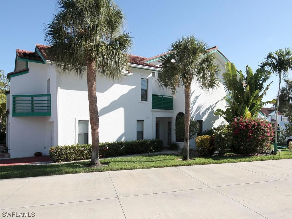 2217 Anchorage Ln. #B, Naples, FL 34104