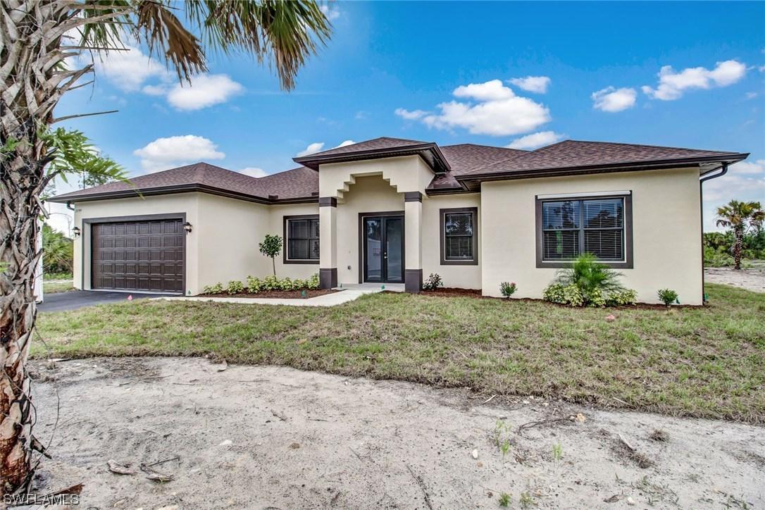3477 8th Ave., Naples, FL 34120