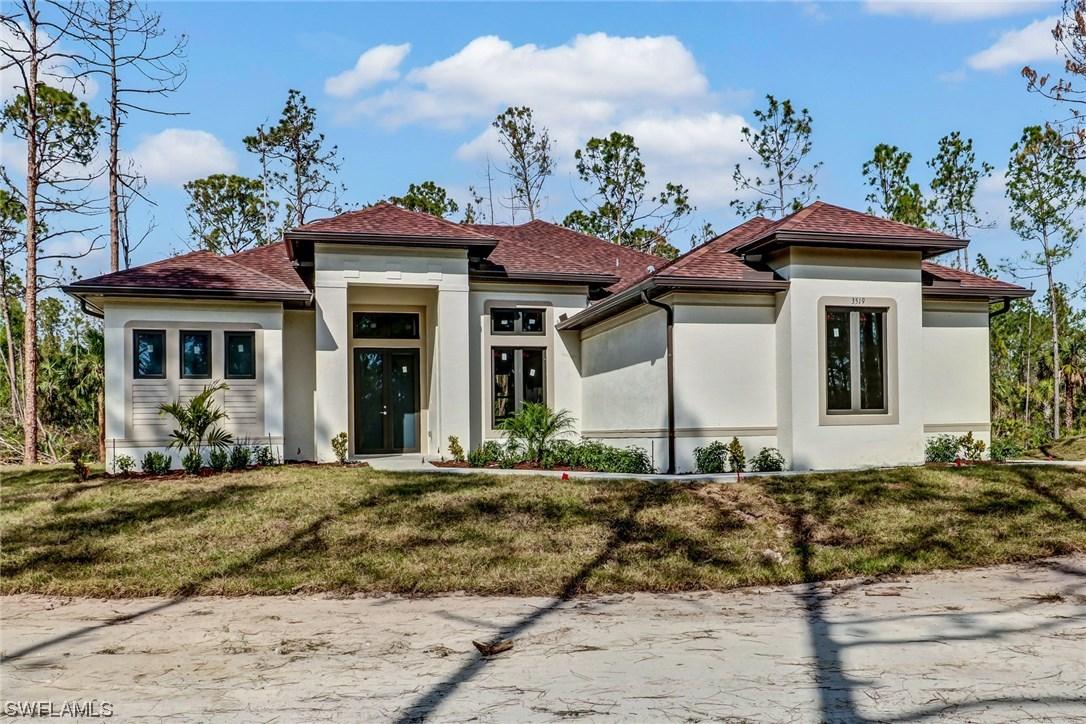 3519 6th Ave., Naples, FL 34120