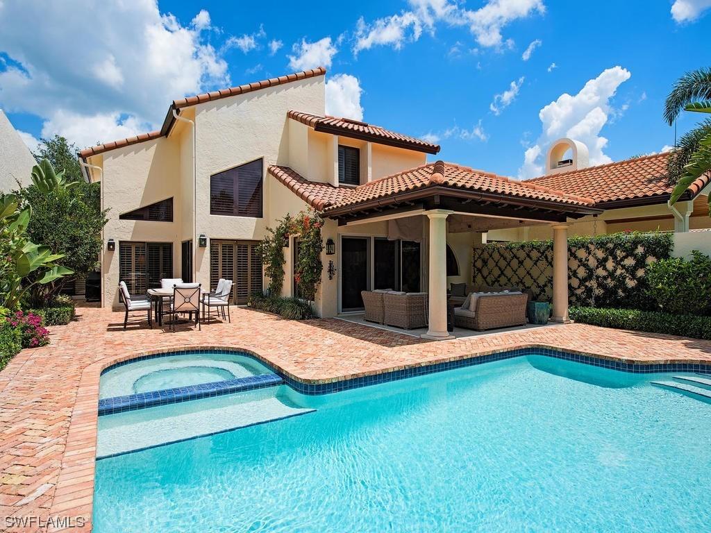 12 Las Brisas Way, Naples, FL 34108