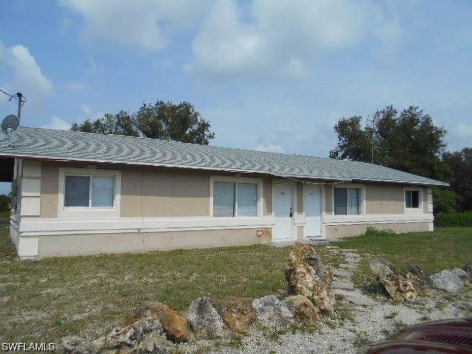 1104 Harry Ave., Lehigh Acres, FL 33973