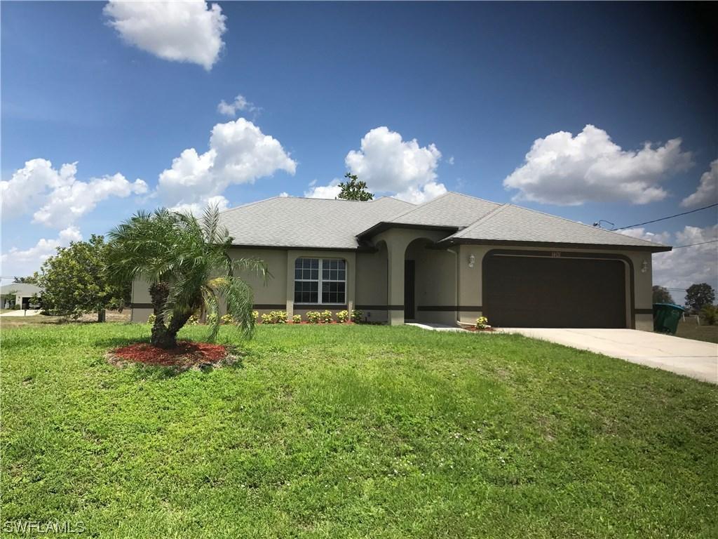 1401 NE 1st Pl., Cape Coral, FL 33909