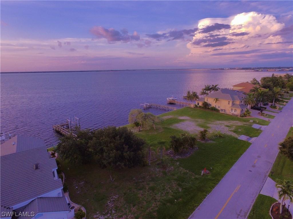 2020 Jamaica Way Way, Punta Gorda, FL 33950