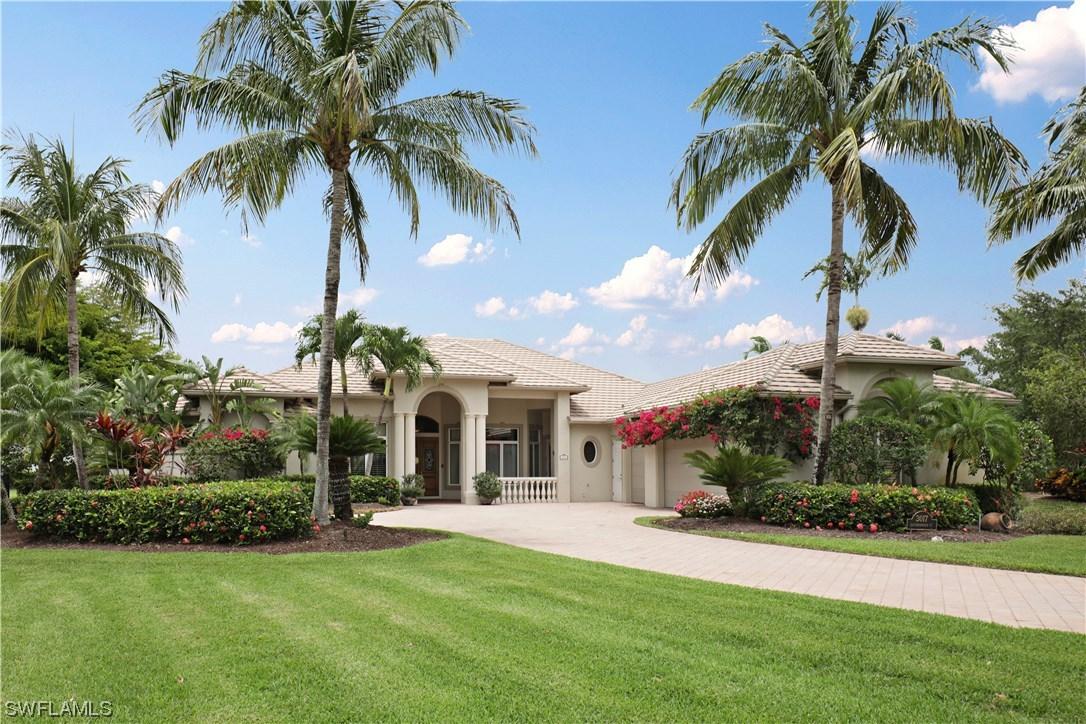 3017 Gainesborough Ct., Naples, FL 34105