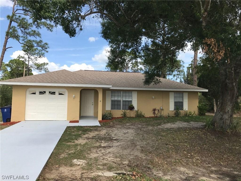 910 Glenn Ave., Lehigh Acres, FL 33972