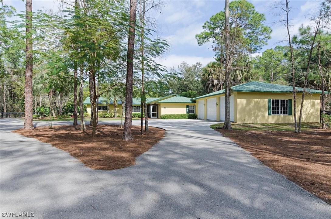 4175 1st Ave., Naples, FL 34119