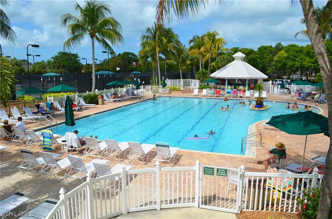 1230 Sweetwater Ln. #2202, Naples, FL 34110