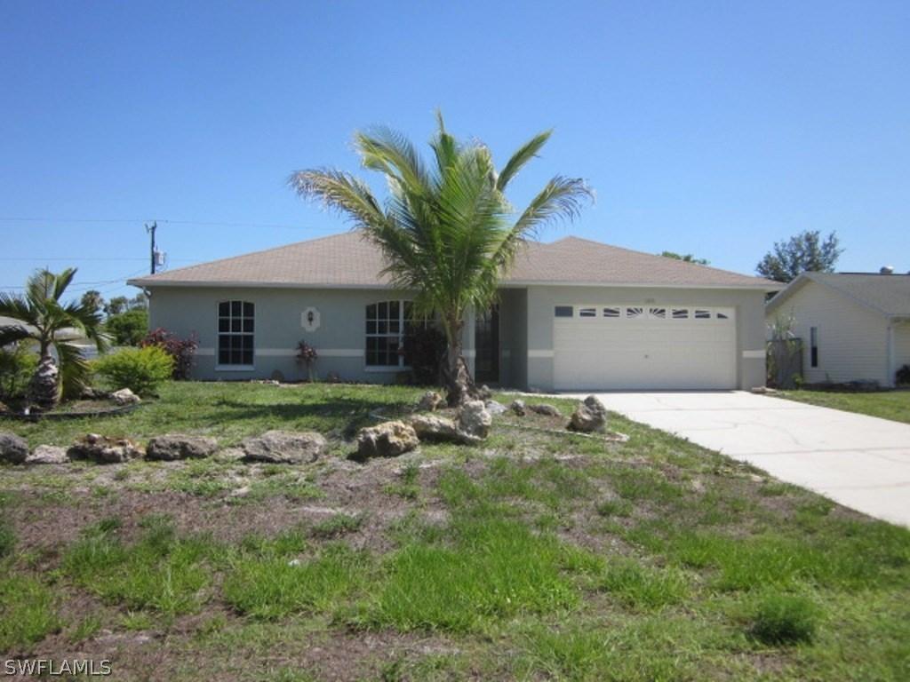 1216 SW 35th Ter., Cape Coral, FL 33914