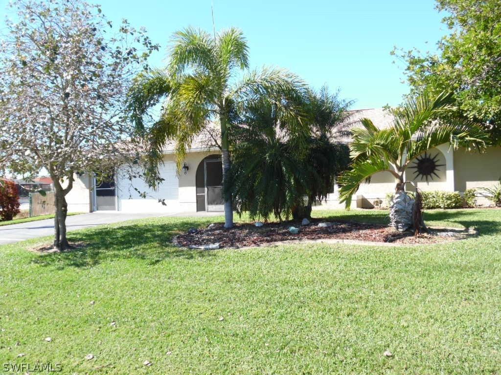 3906 SW 27th Ave., Cape Coral, FL 33914