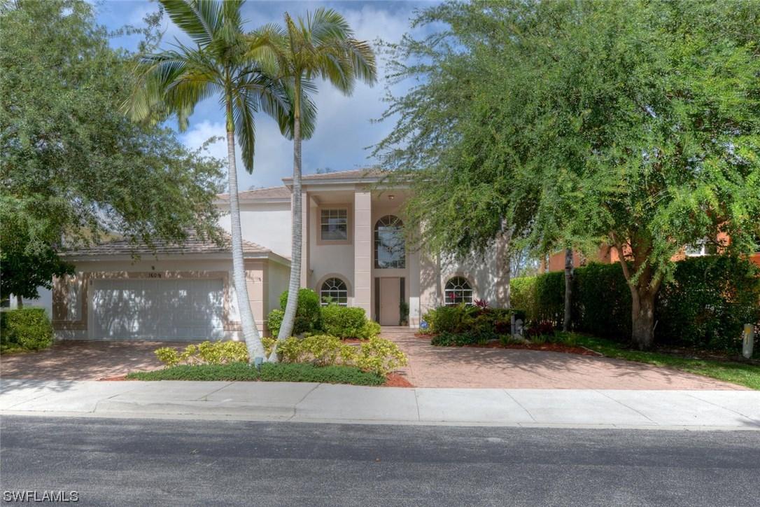 1609 Gordon River Ln., Naples, FL 34104
