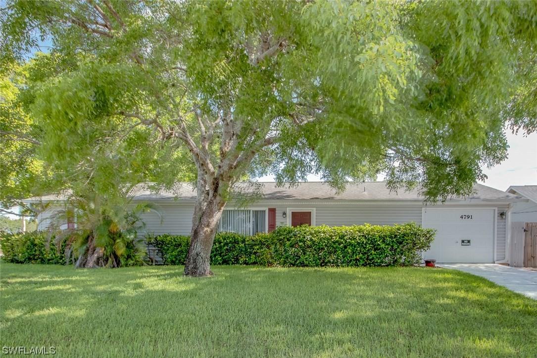 4791 32nd Ave., Naples, FL 34116