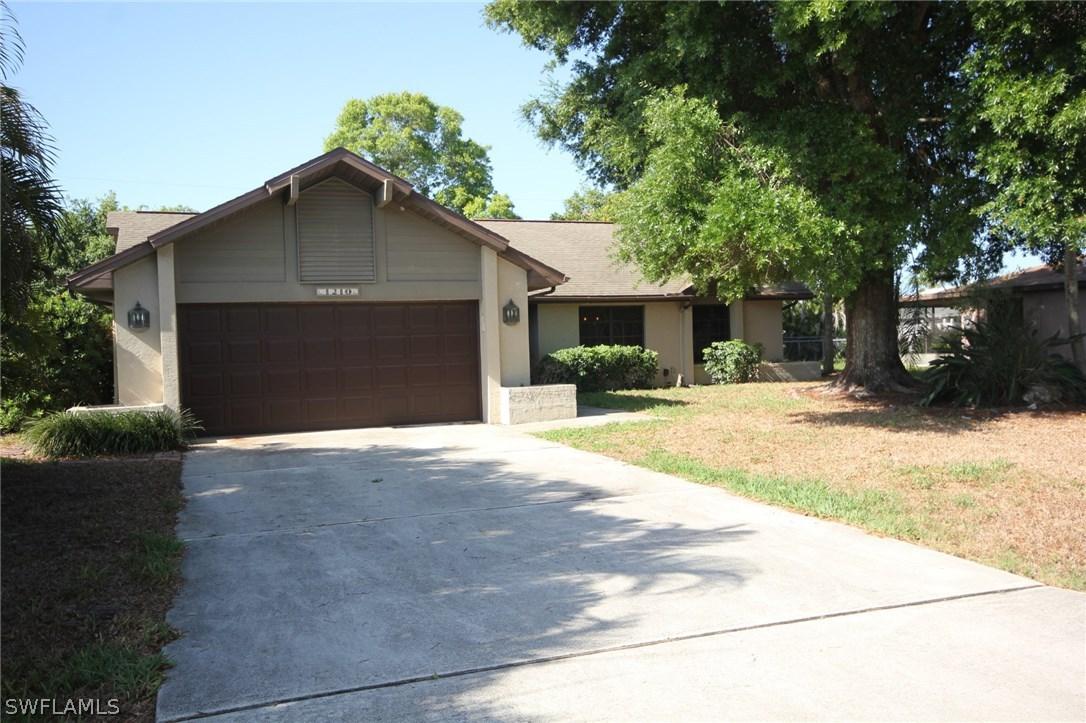 1210 SE 36th Ter., Cape Coral, FL 33904