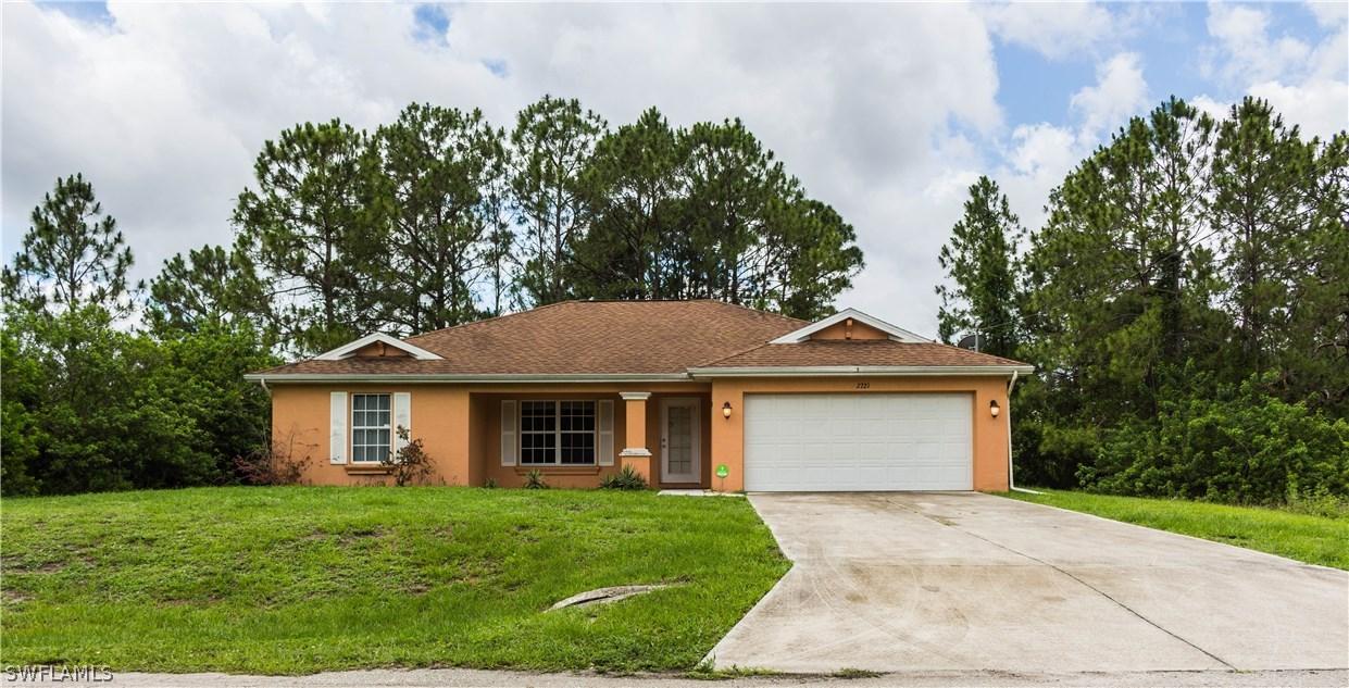 2721 3rd St., Lehigh Acres, FL 33976