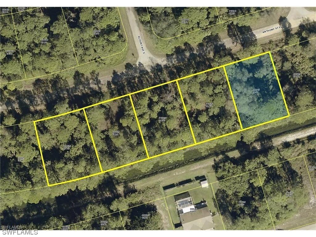 932 Anthony St., Lehigh Acres, FL 33974