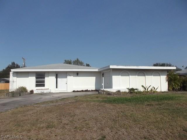 3243 Elkcam Blvd., Port Charlotte, FL 33952