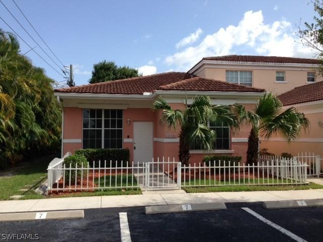 3825 Schoolhouse Rd. #7, Fort Myers, FL 33916