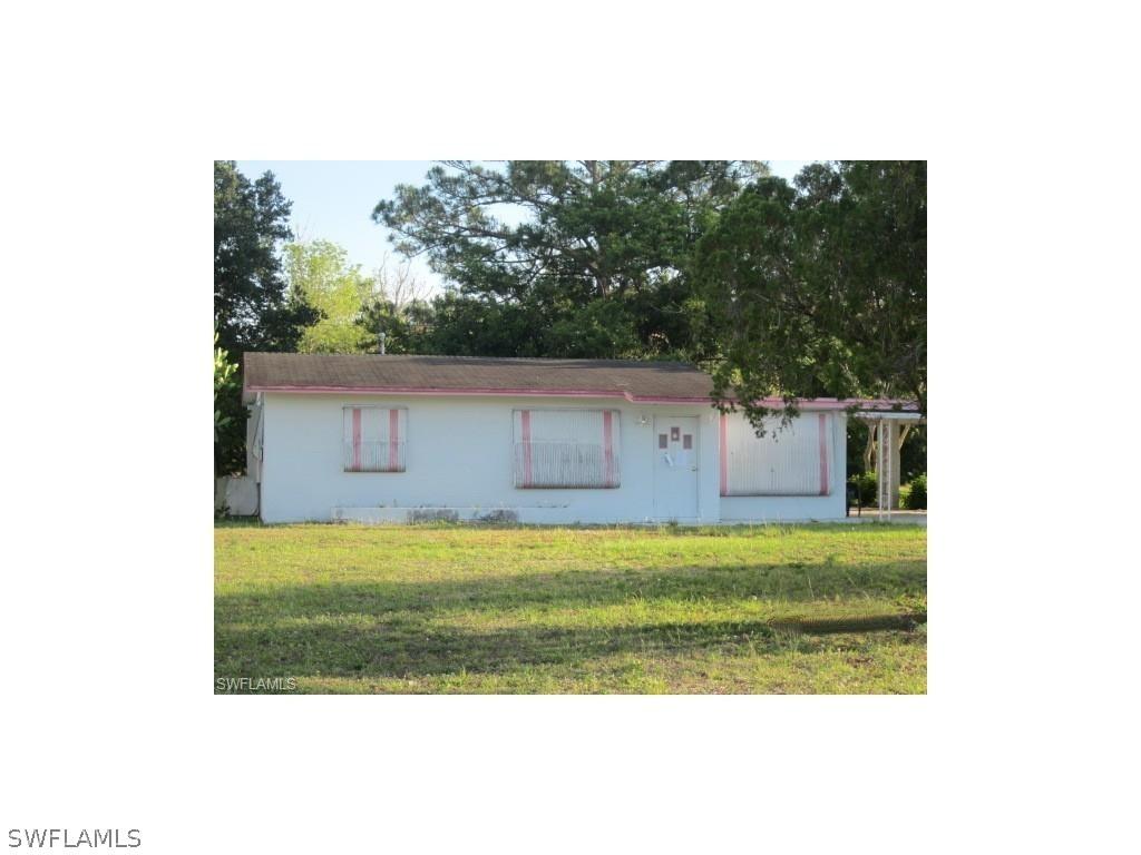 1105 Taylor Ln., Lehigh Acres, FL 33936