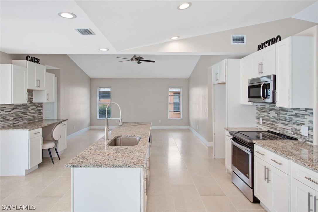 917 SW 6th Ave., Cape Coral, FL 33991