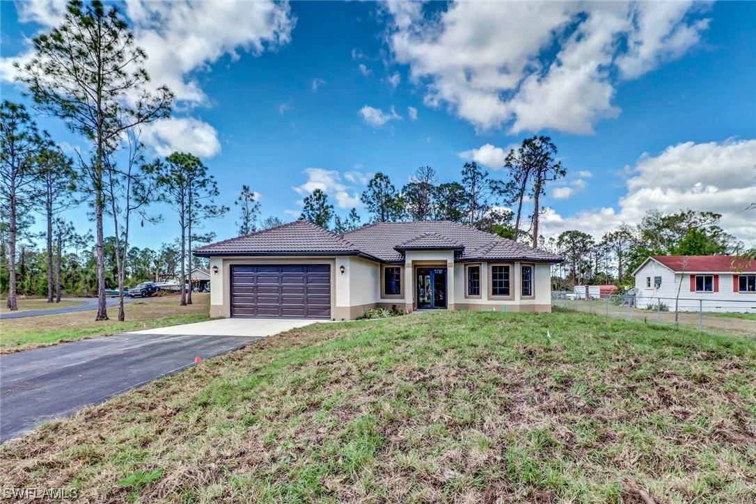 3475 18th Ave., Naples, FL 34120