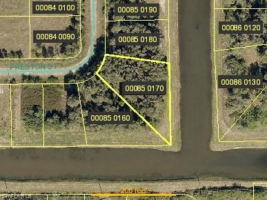 194 Preston St., Lehigh Acres, FL 33974