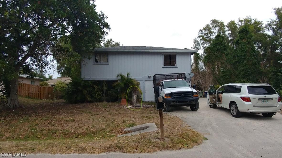 8329 Wren Rd., Fort Myers, FL 33967