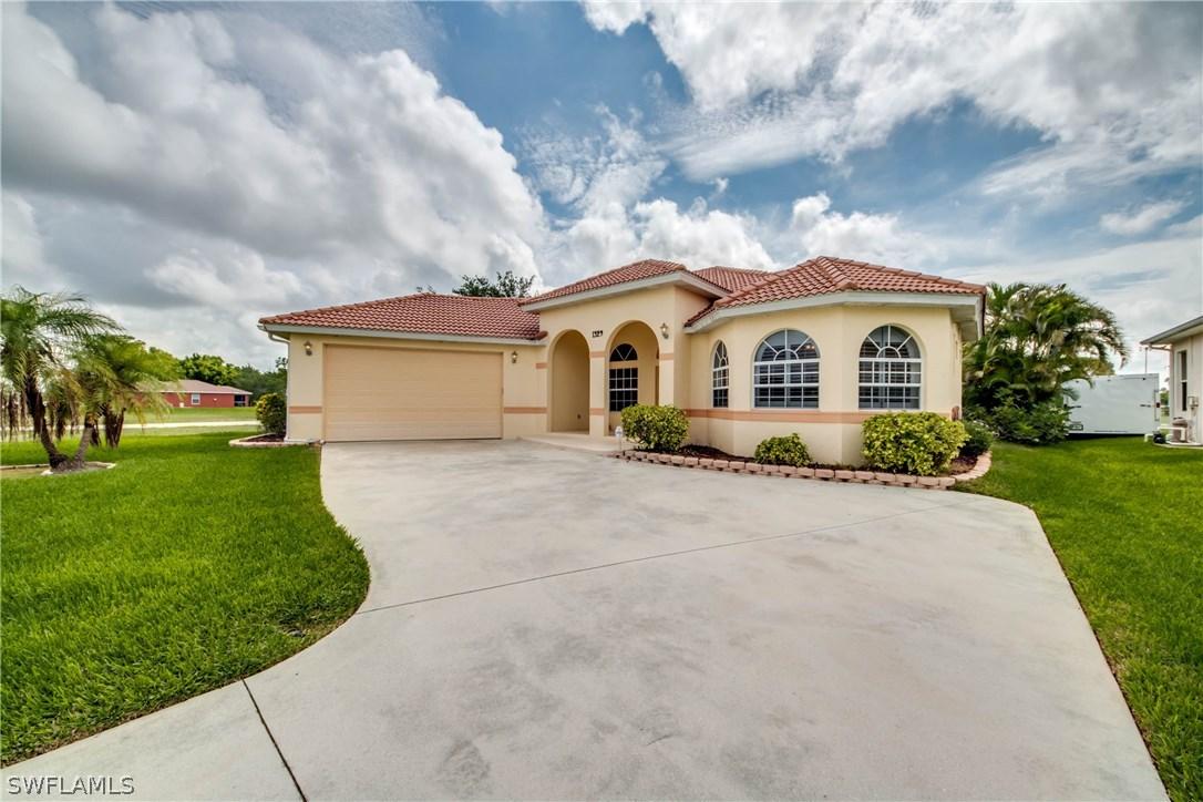 1329 SW 8th Pl., Cape Coral, FL 33991