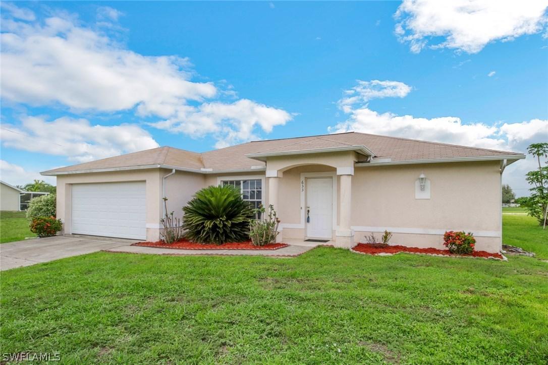 633 NE 4th Ter., Cape Coral, FL 33909
