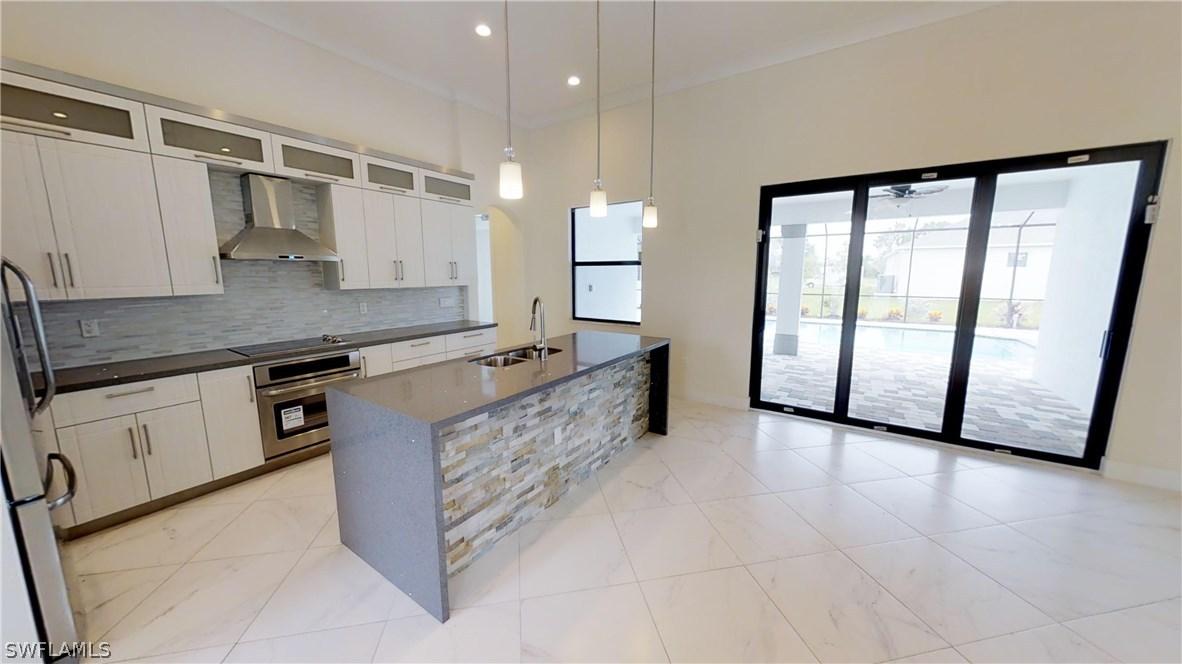 2321 SW 20th St., Cape Coral, FL 33991