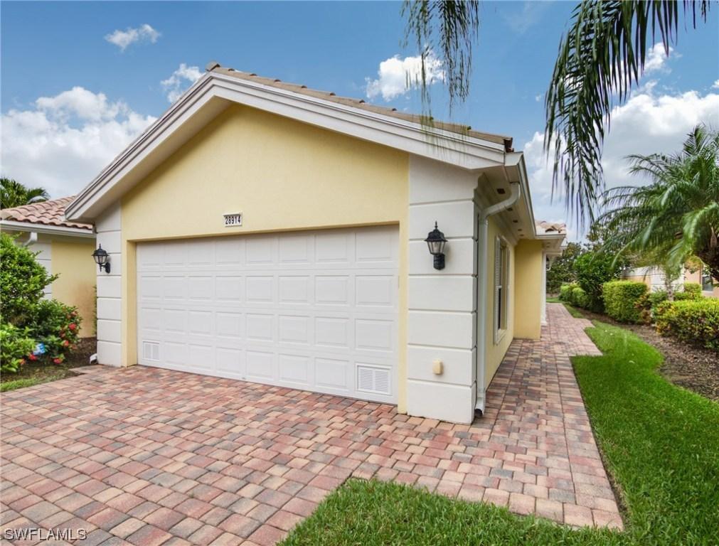 28914 Vermillion Ln., Bonita Springs, FL 34135
