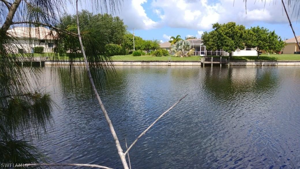 3528 SW 27th Pl., Cape Coral, FL 33914