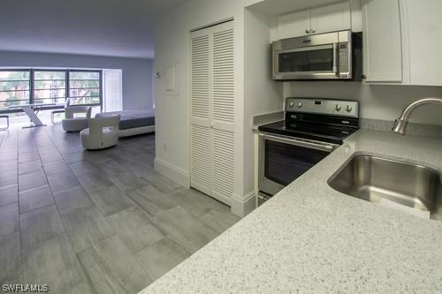 377 Vanderbilt Beach Rd. #105, Naples, FL 34108