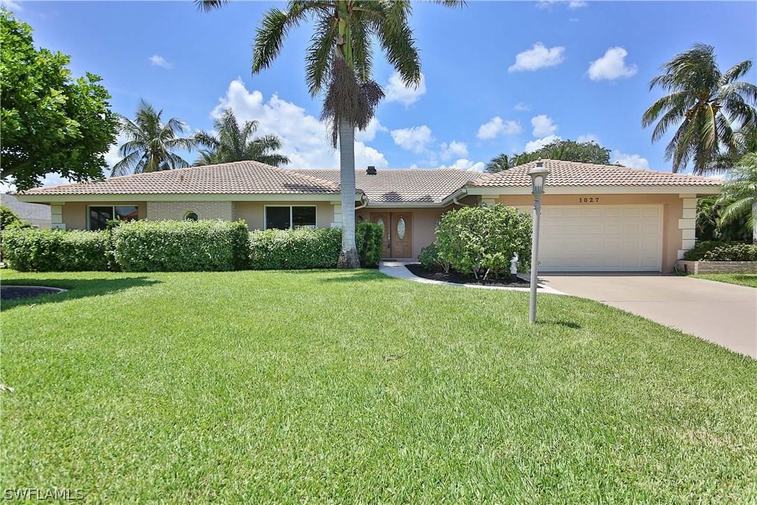 1027 S Town And River Dr., Fort Myers, FL 33919