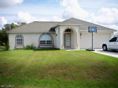 829 Unger Ave., Fort Myers, FL 33913